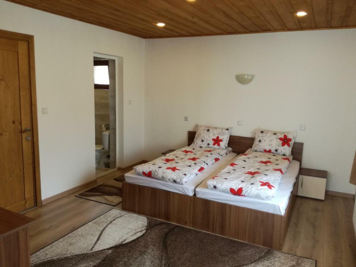 Къща Генчеви Hotell Sarnitsa Eksteriør bilde